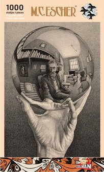 Hand met bol :: M.C. Escher